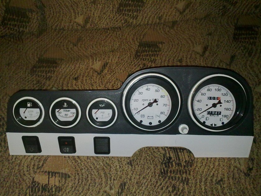 Комплект приборов ВАЗ 2106 Автоприбор