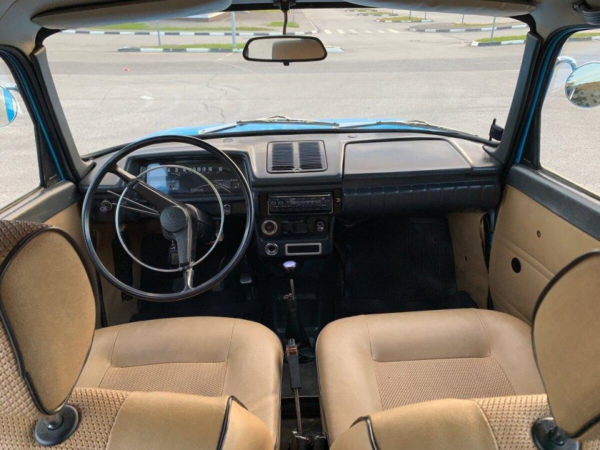 ИЖ 2125 Комби салон