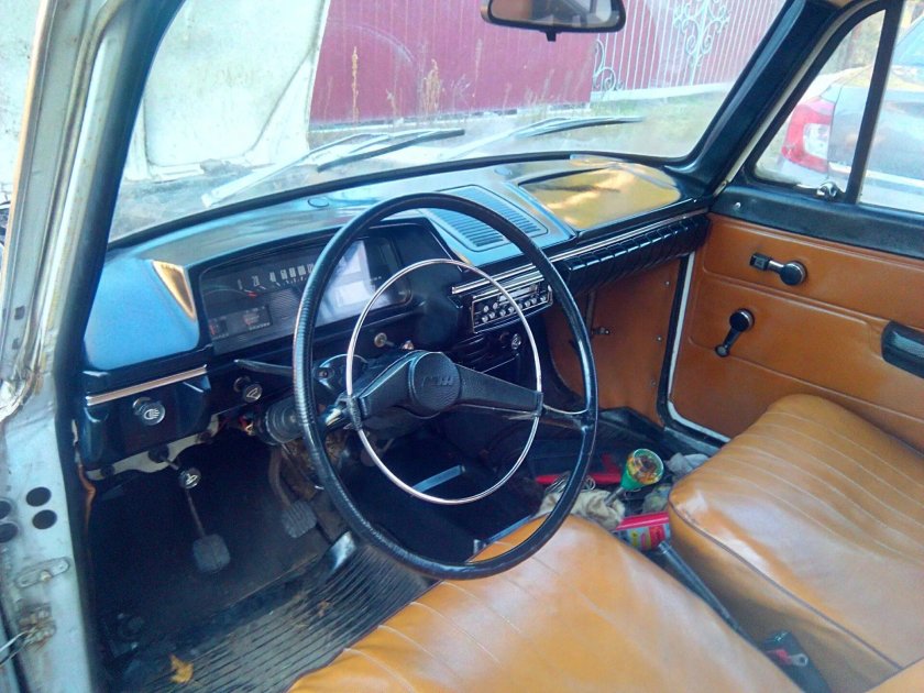 ИЖ 2125 Комби салон