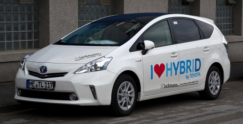 Toyota Prius электромобиль