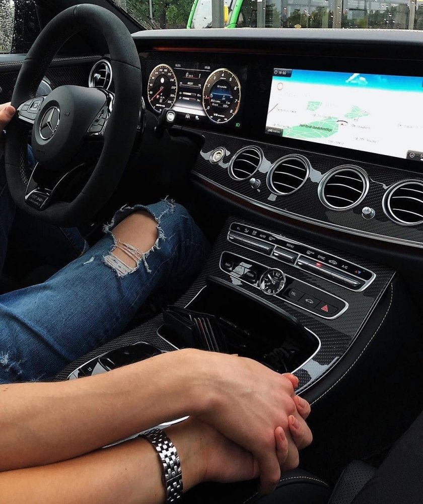 Мерседес для девушки