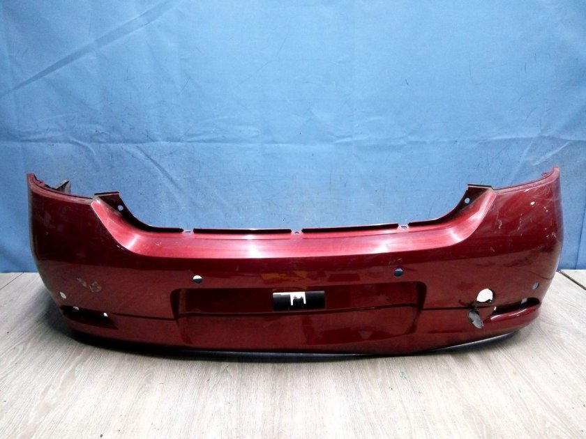 Задний бампер Рено Логан 2011