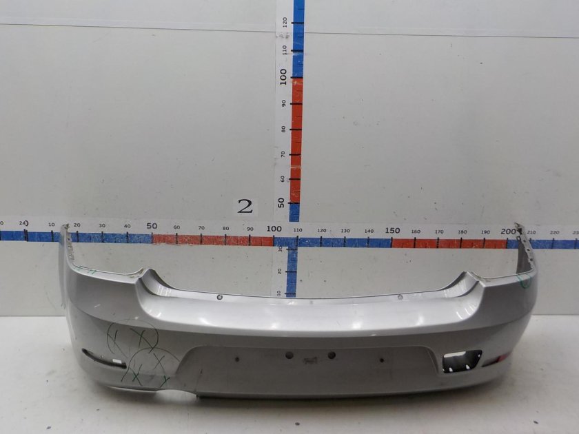 Задний бампер Рено Логан 2011