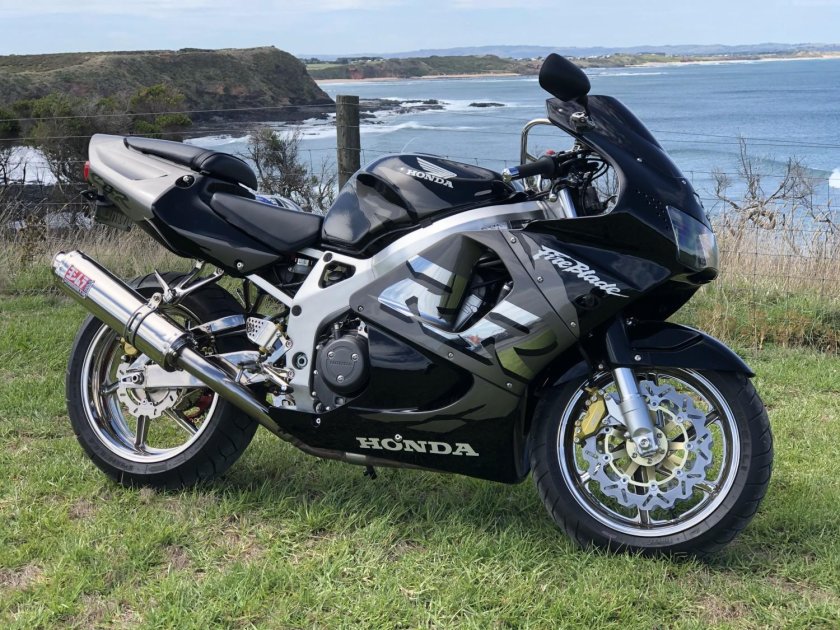 Хонда 919 Фаерблейд