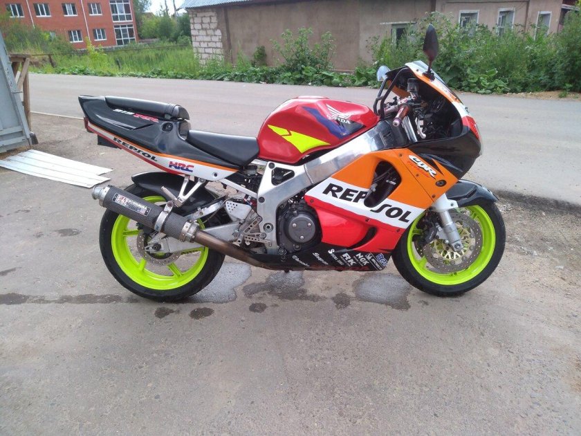 Honda CBR 919 Fireblade