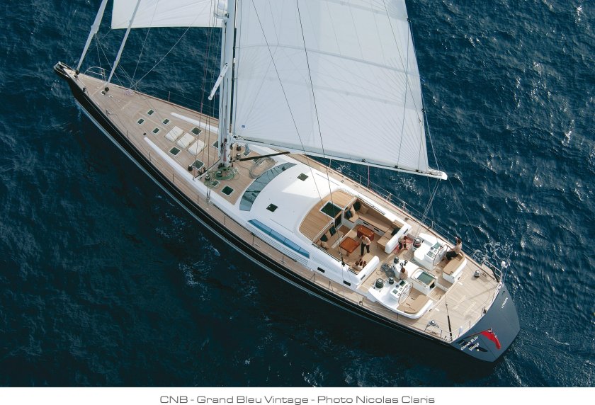 Парусная яхта 45