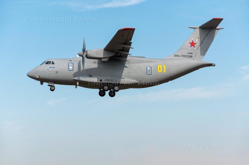 Ил-112в военно-транспортный самолёт
