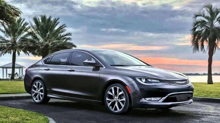 Крайслер 200 2015