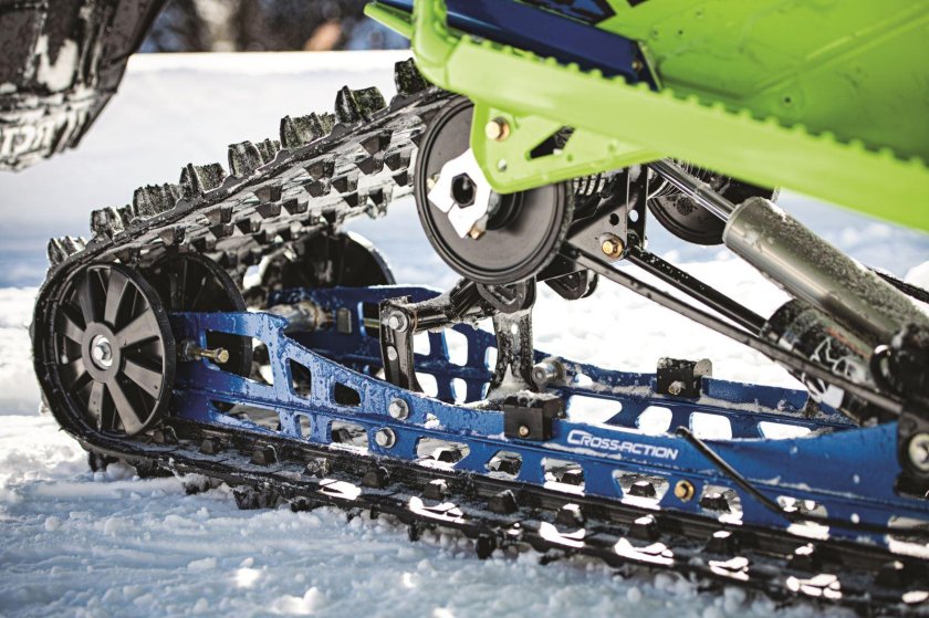 Привод гусеницы снегохода Arctic Cat