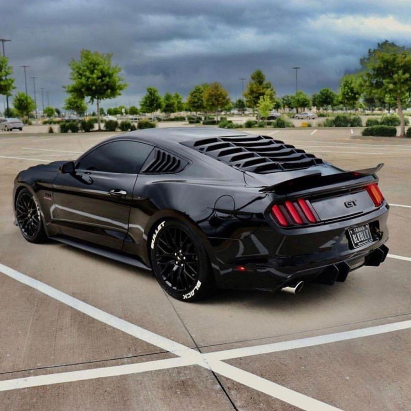 Форд Мустанг ГТ 2015 черный