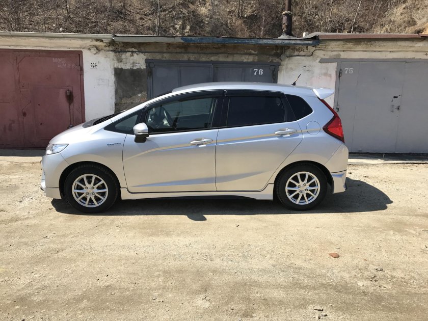 Honda Fit gk3 r16