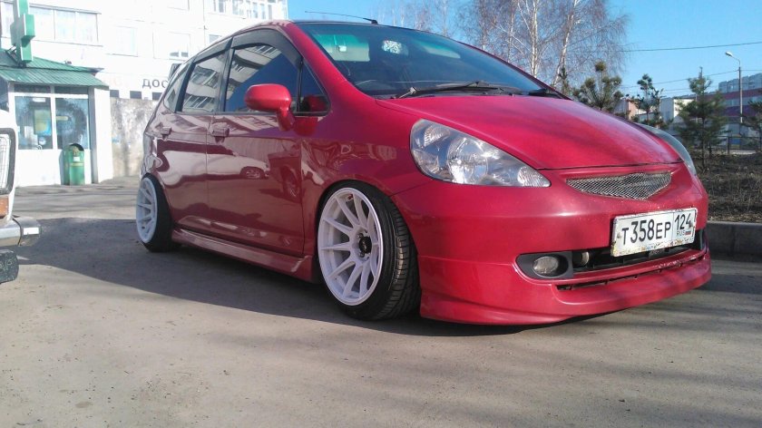 Honda Fit GD r16