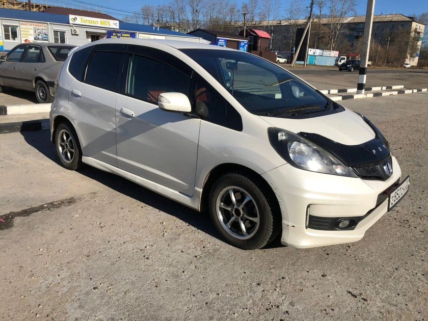 Хонда фит 14 года