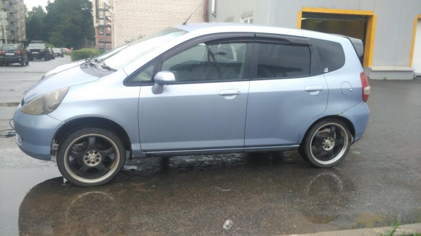 Хонда фит на 17 дисках