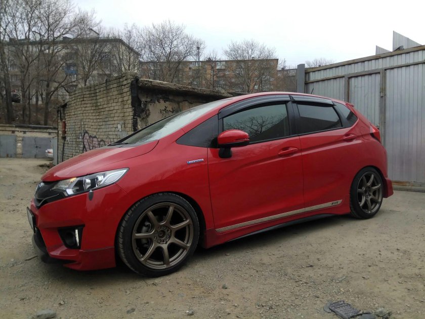 Honda Fit r18