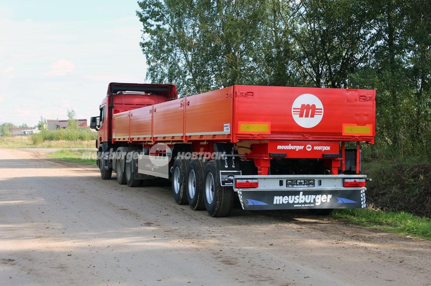 Полуприцеп бортовой Новтрак