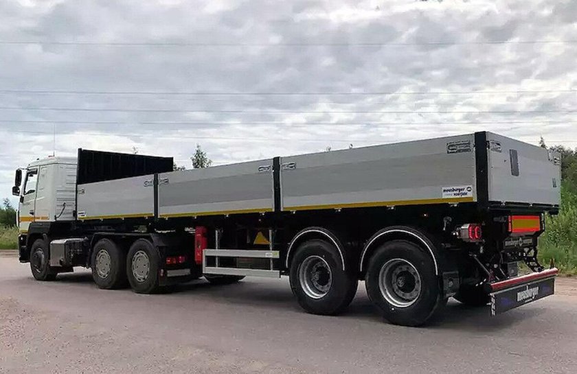 Полуприцеп бортовой Новтрак