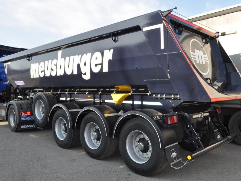 Самосвальный полуприцеп Меусбургер Новтрак