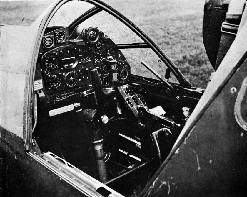 Do 335 a-12 Cockpit