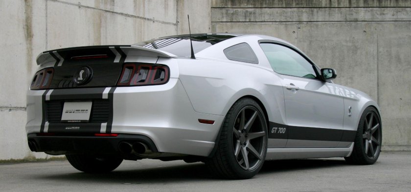 Форд Мустанг ГТ 700