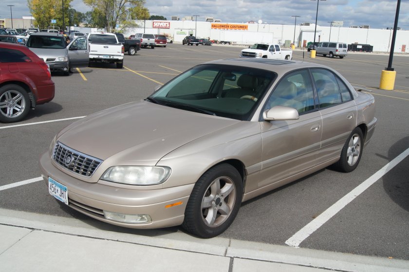 Кадиллак катера 2000