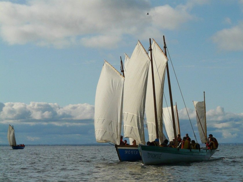 Весла и Парус