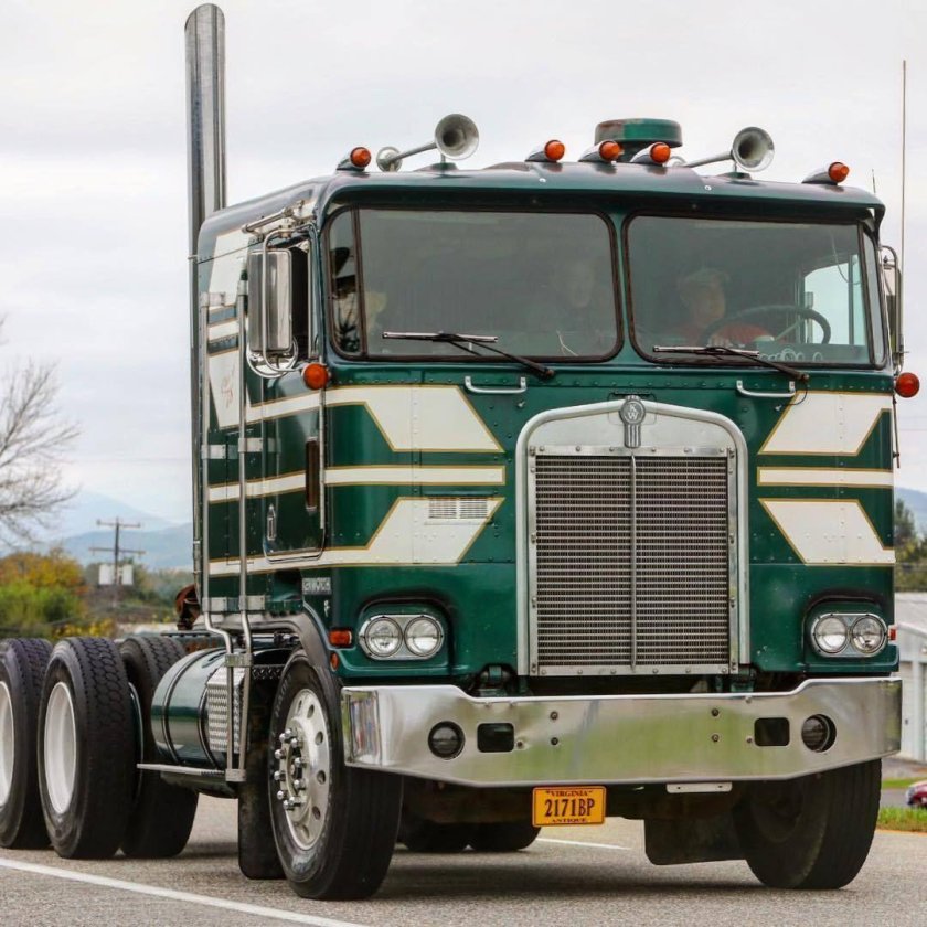 Грузовик Kenworth k100