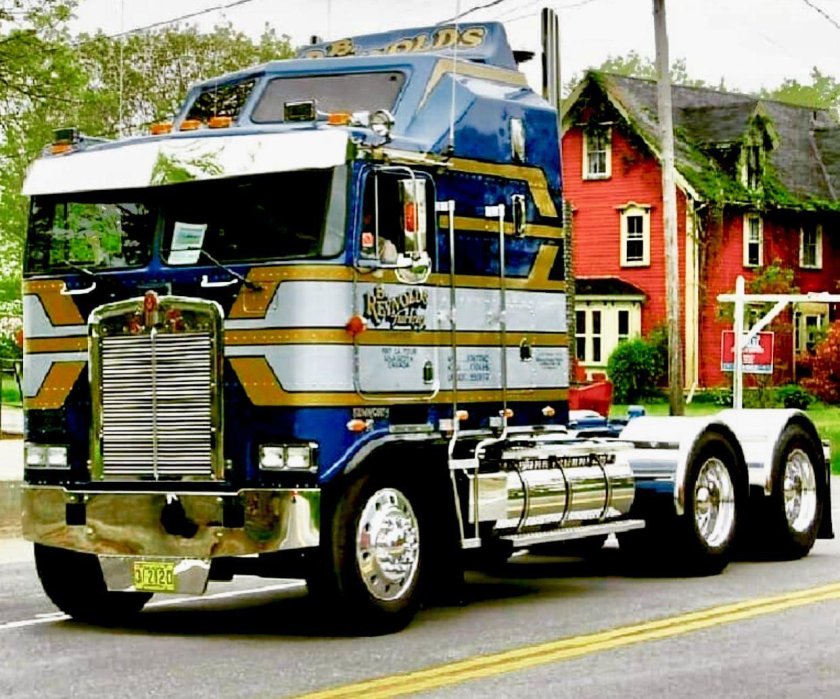 Грузовик Kenworth k100