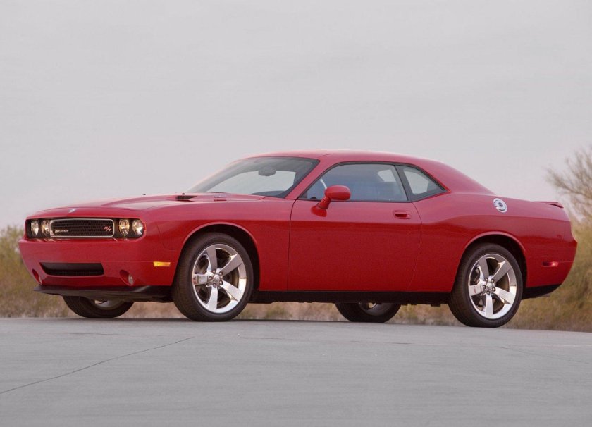 Додж Челленджер 3