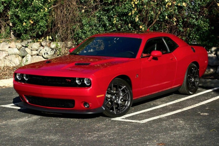 Dodge Challenger 392