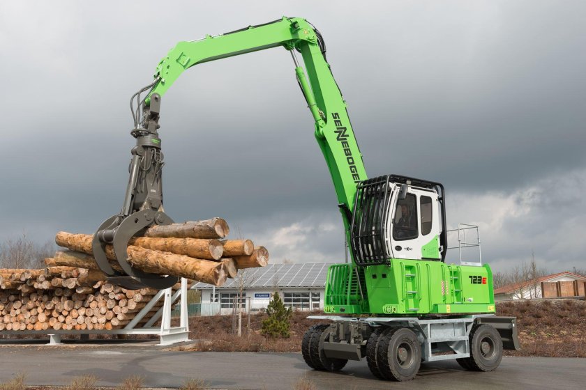 Перегружатель колесный Sennebogen