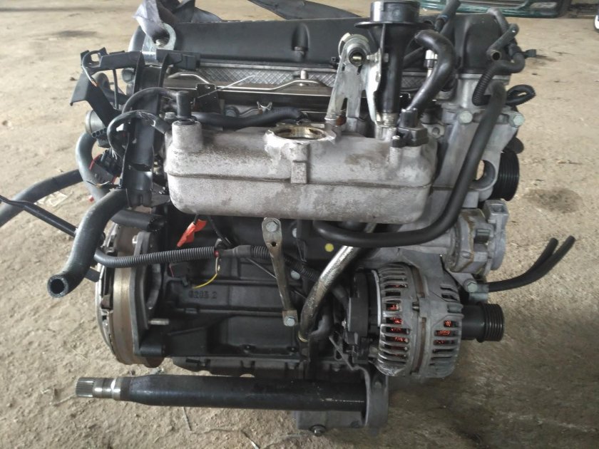 Двигатель b235e Saab