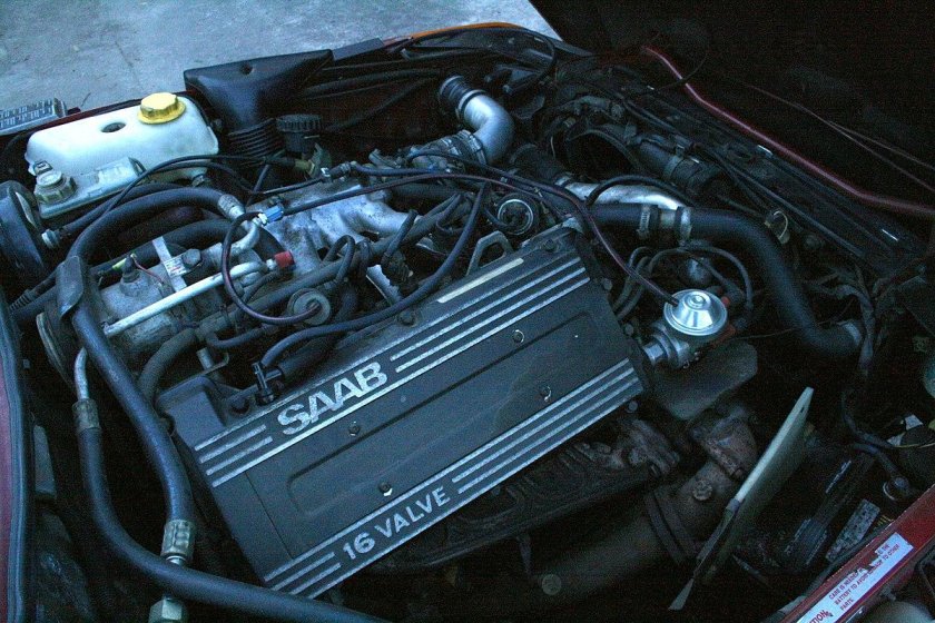 Saab 900 двигатель