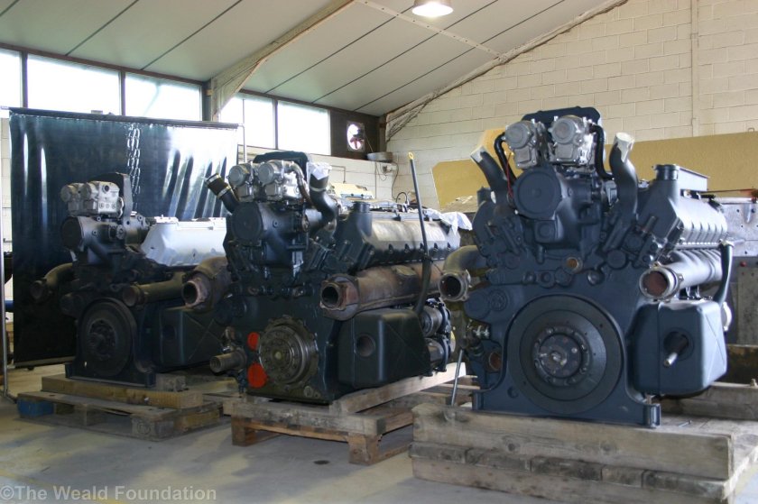 Двигатель Майбах hl 230