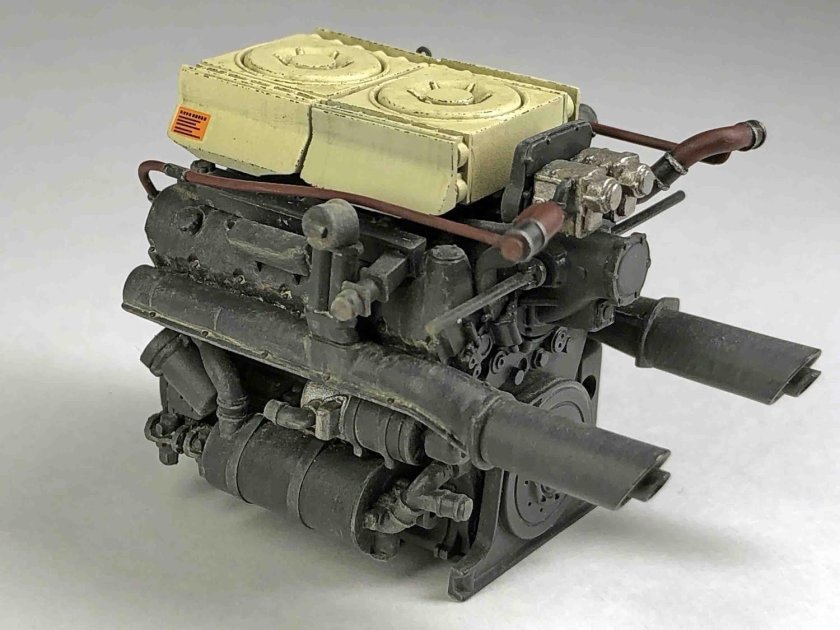 Двигатель Майбах hl230p30