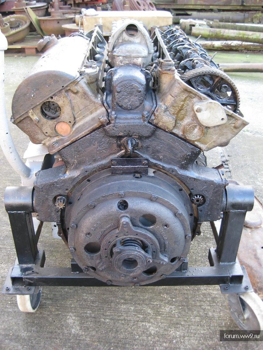 Двигателя Майбах 120