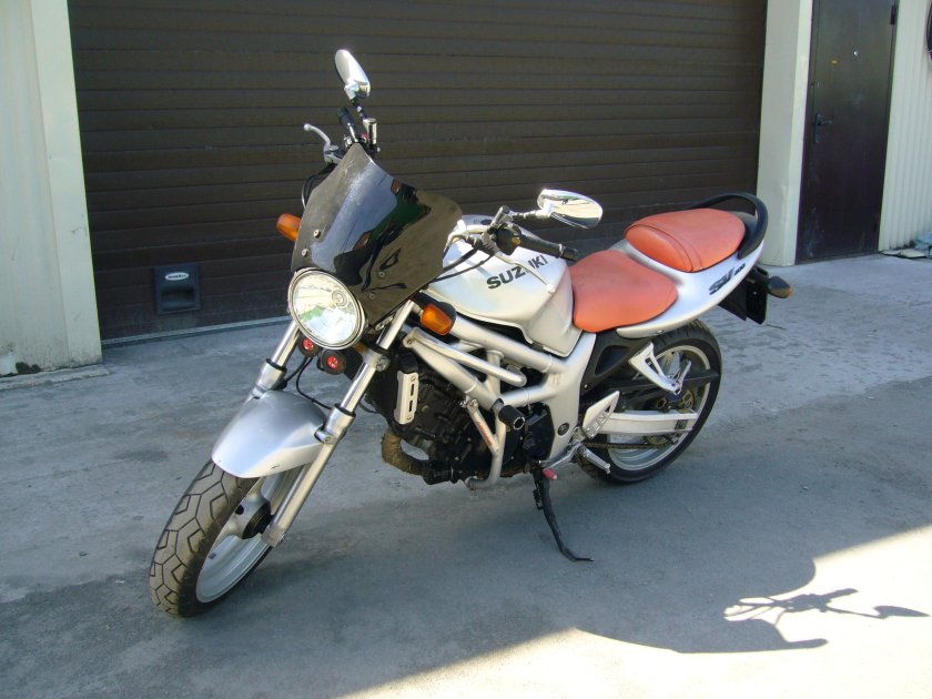 Suzuki vr400