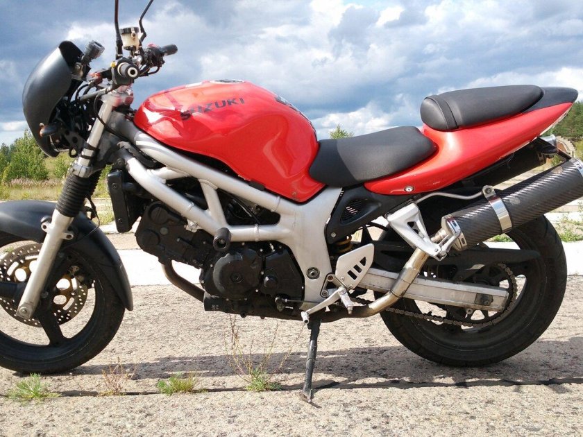 Suzuki sv400n