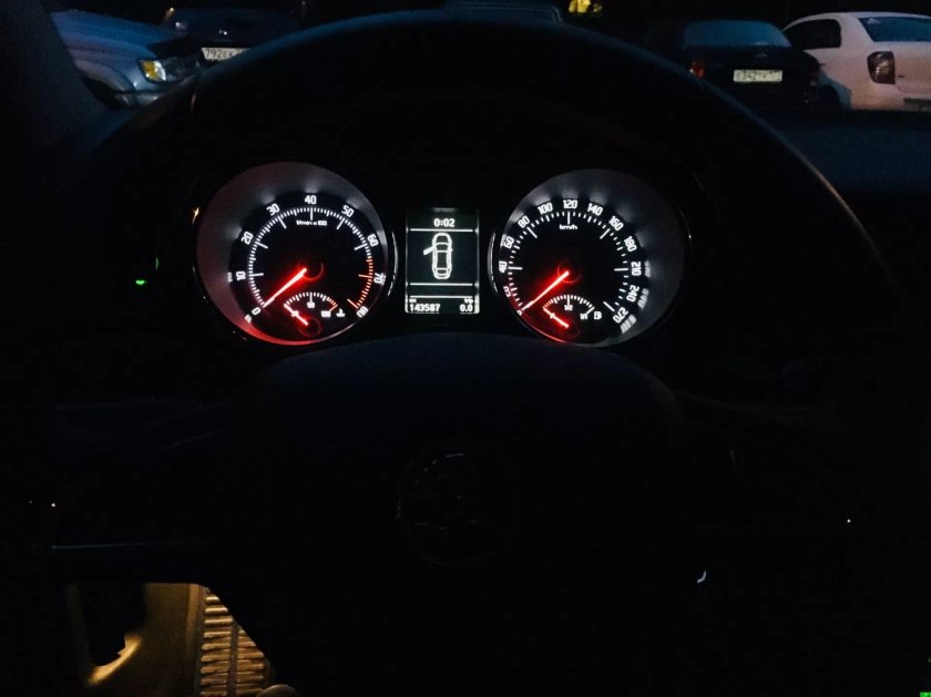 Шкода Суперб 2 приборная панель