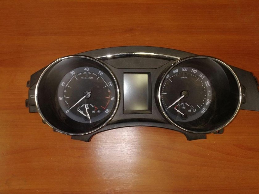 Панель приборов Суперб 2