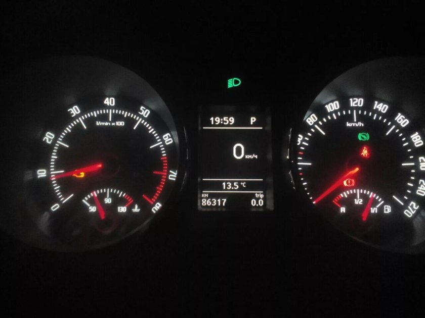 Приборная панель Суперб 2