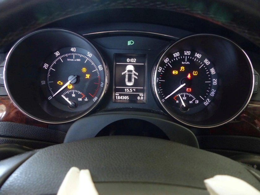 Приборка Шкода Суперб 2