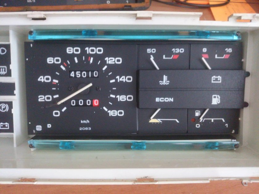 Приборная панель ВАЗ 2108