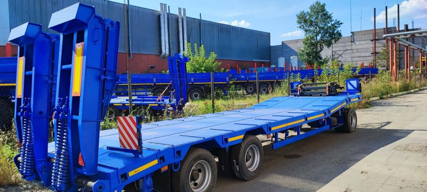 Прицеп ЧМЗАП-83981 трал