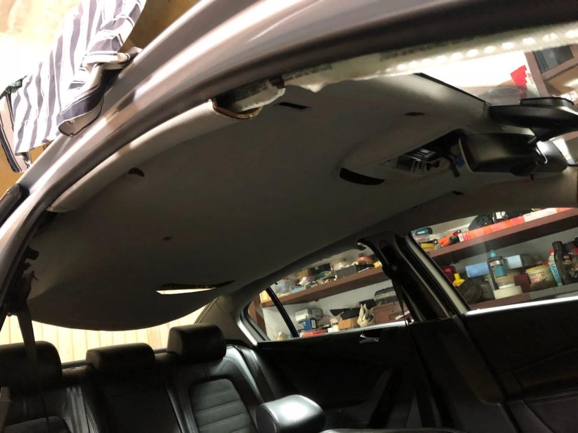 Снятие обшивки потолка Passat b6
