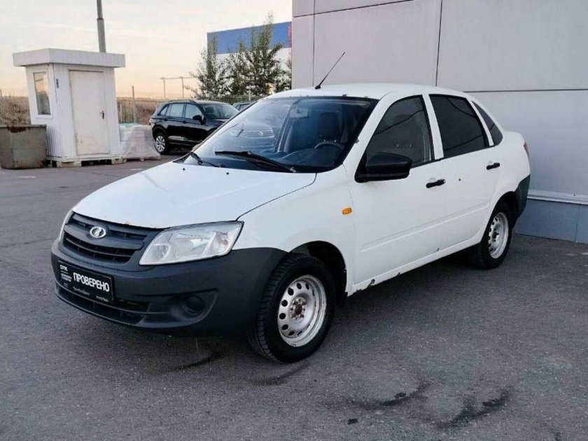 Гранта седан 2013