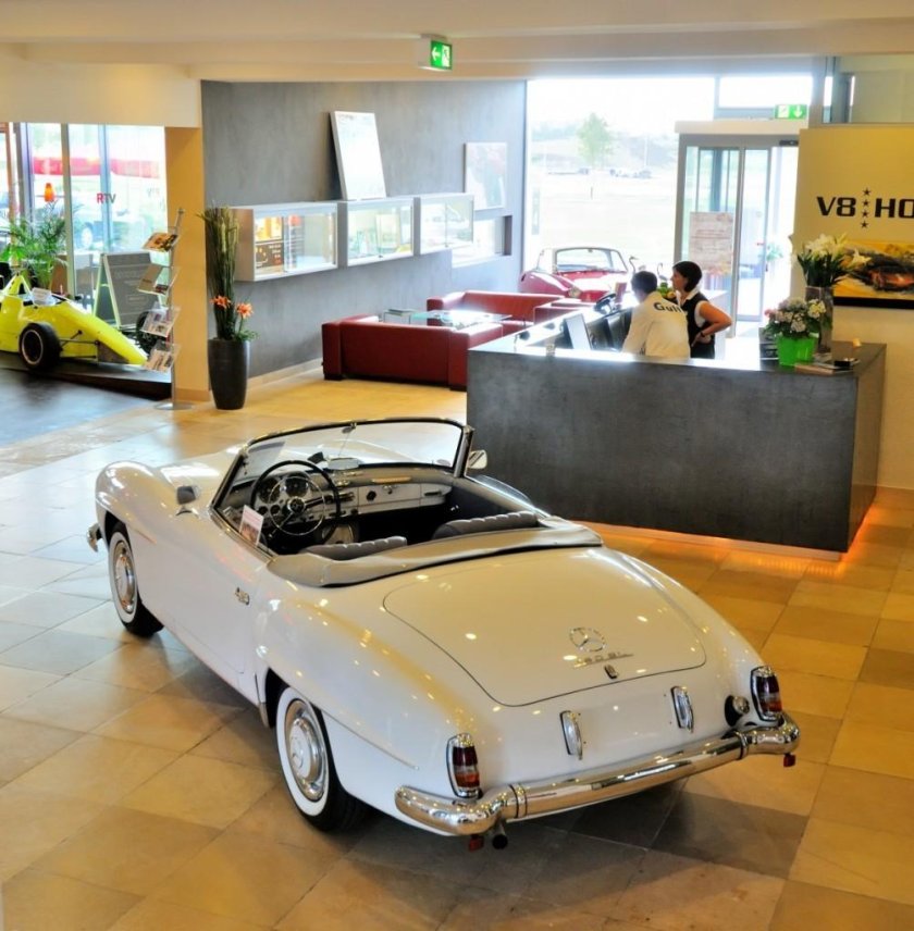 Отель v8 Германия