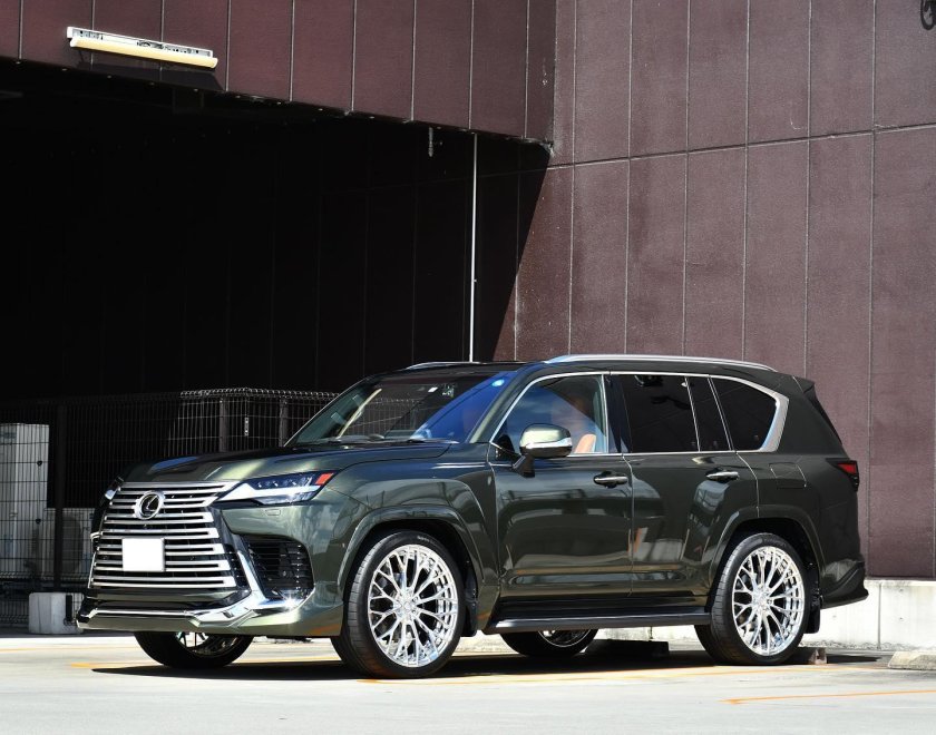 Lexus LX 600 2023