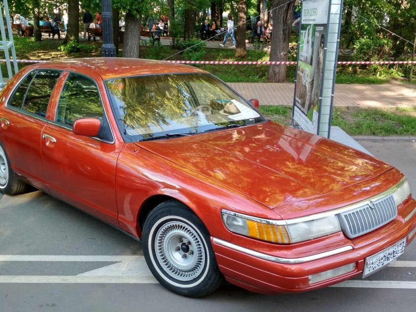 Mercury Grand Marquis 1998