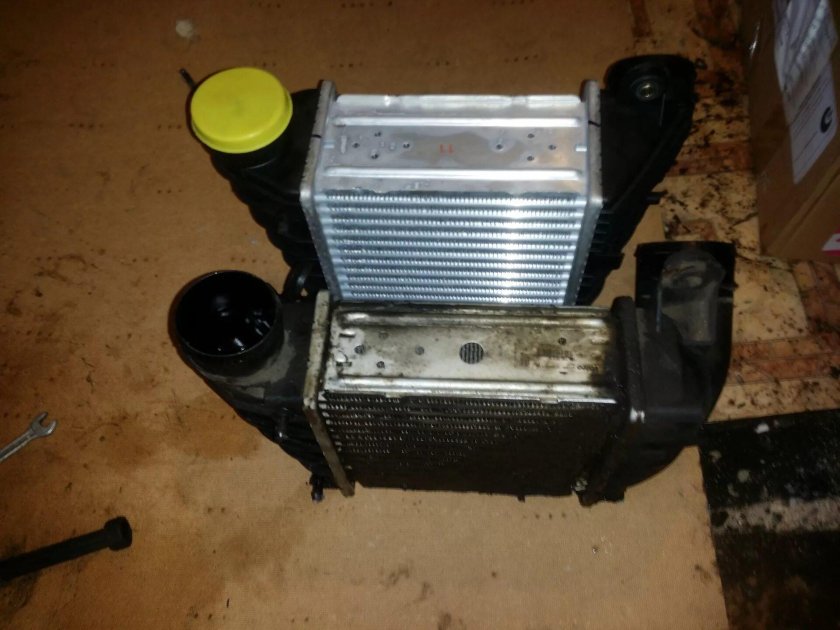 Интеркулер Шкода Октавия 1.8 турбо